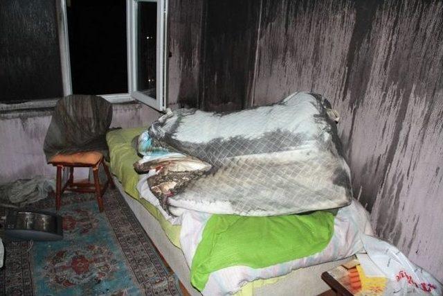 Samsun&rsquo;da Bir Evde &Ccedil;ıkan Yangın Korkuttu 2