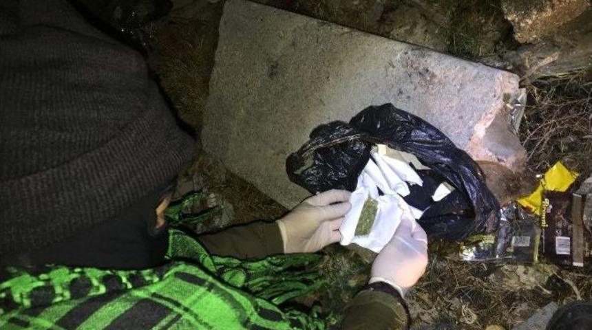 Taş Kovuğundan, Kavanozdan Esrar &Ccedil;ıktı