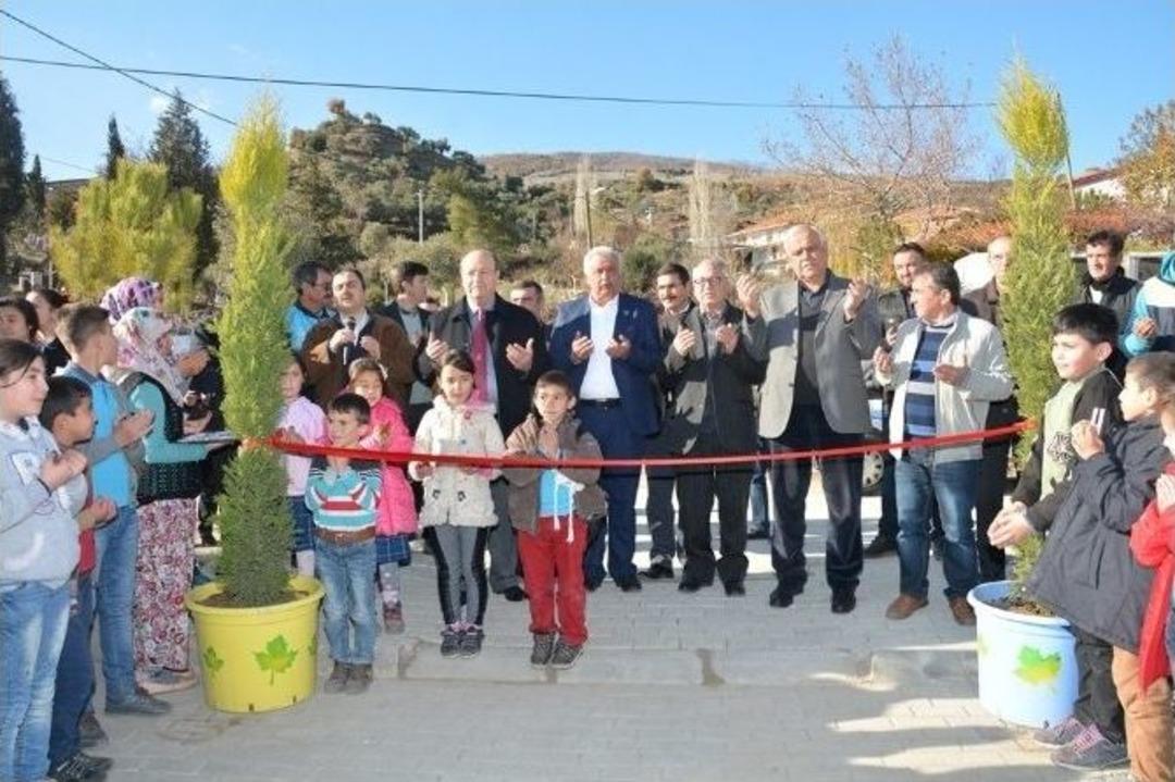 Eğrikavaklı &Ccedil;ocuklar Parklarını Başkan Amcaları İle Birlikte A&ccedil;tı