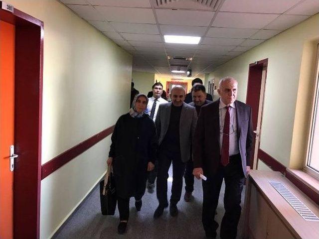 Kara Yaralı Askerleri Ziyaret Etti 1