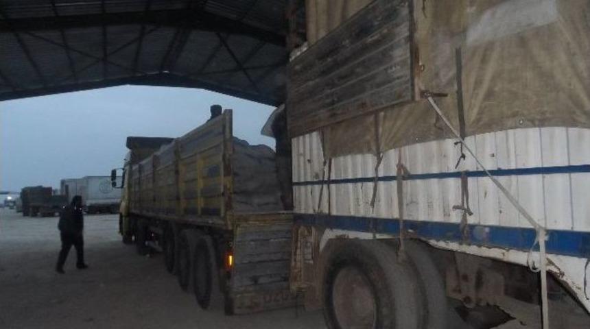 Afad Koordinasyonundan Sınır &Ouml;tesine Yardımlar S&uuml;r&uuml;yor