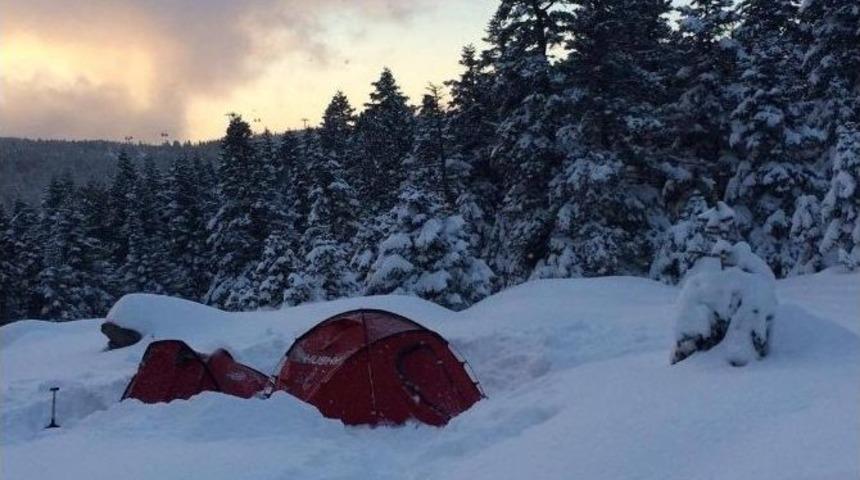 Uludağ&rsquo;da -18 Derecede Kamp...i&ccedil;ecekler Bile Buz Tuttu