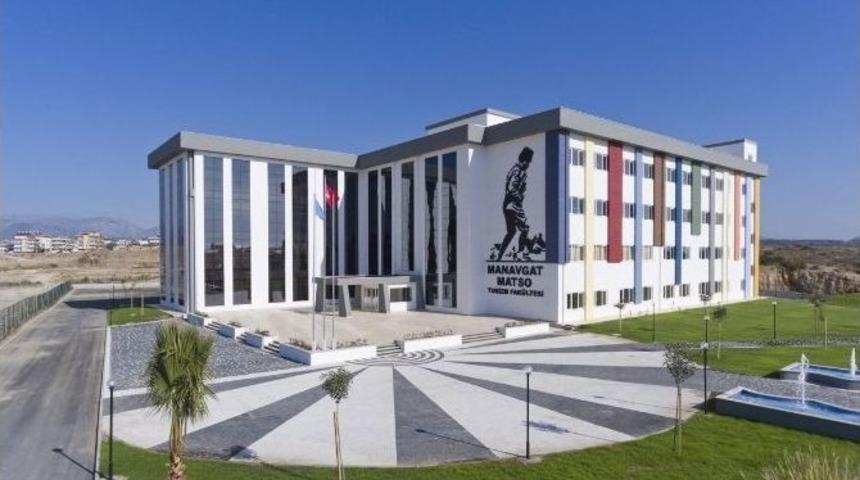 Matso Turizm Fak&uuml;ltesi Dış İşleri Bakanı &Ccedil;avuşoğlu Tarafından A&ccedil;ılıyor