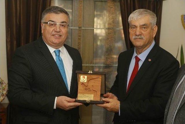 Disk Genel Başkanı Kani Beko’dan Başkan Kesimoğlu’na Teşekkür 3