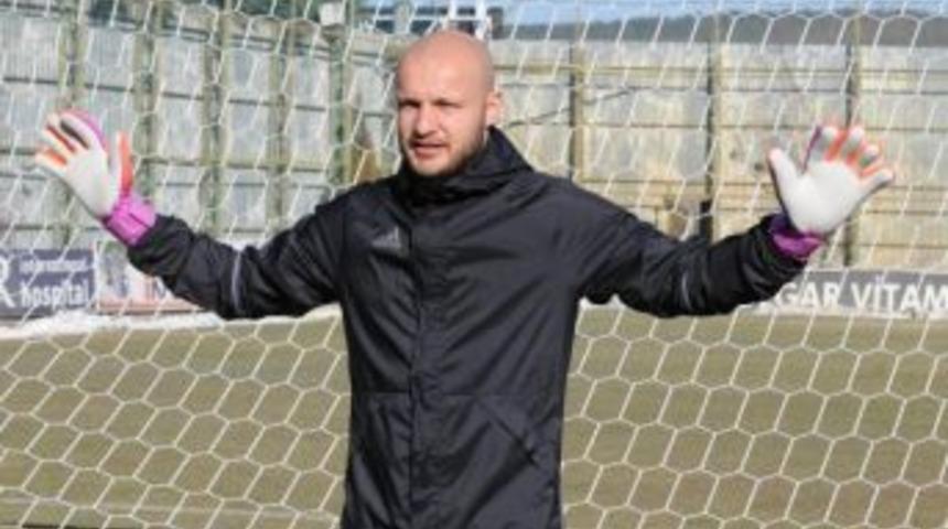 Gaziantepspor Kalecisi G&ouml;khan: K&ouml;t&uuml;ş&uuml; Gidişi Durduracağız