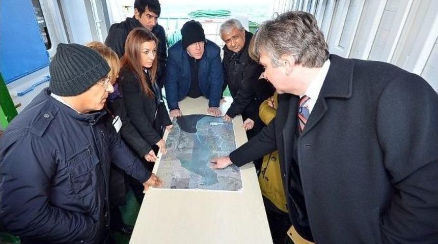 İzmir K&ouml;rfezi&rsquo;ne &ldquo;yakın Markaj&rdquo;