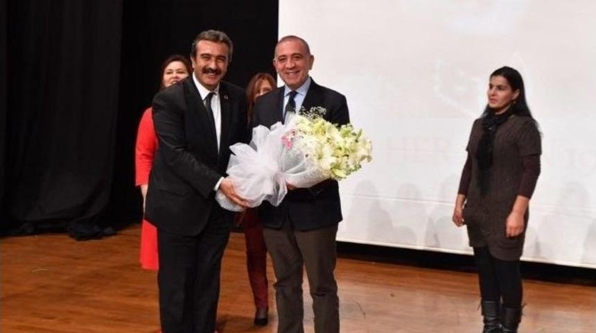 G&uuml;rsel Tekin &Ccedil;ukurova Belediyesi&rsquo;nin Konuğu Oldu