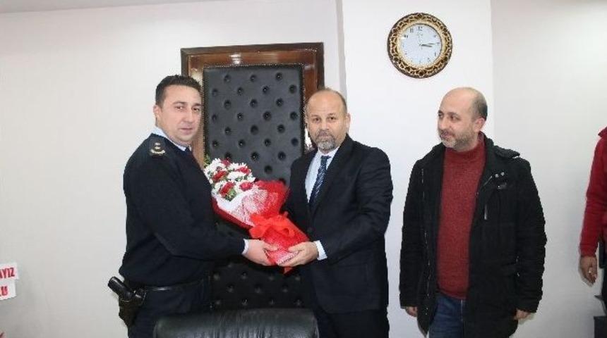 &Ouml;ğrencilerden Emniyet M&uuml;d&uuml;rl&uuml;ğ&uuml;ne Taziye Ve Moral Ziyareti