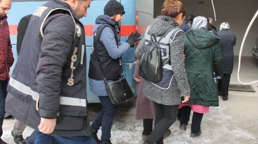 Elazığ Merkezli 5 İldeki Fet&ouml; Operasyonunda 12 Ş&uuml;pheli Adliyeye Sevk Edildi