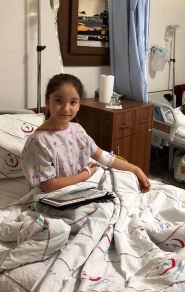 Bademcik Ameliyatı Olan Kızın Boğazında Gazlı Bez Unutuldu 1
