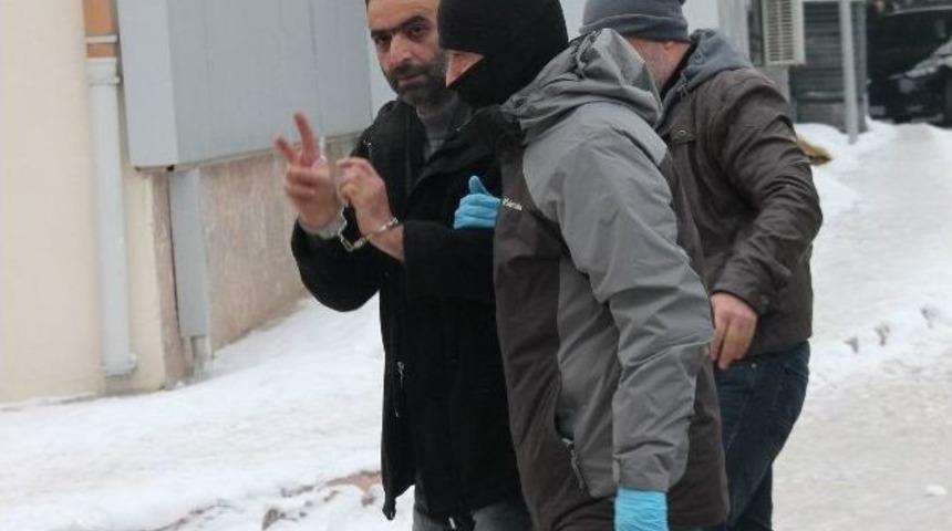 Elazığ&rsquo;da Pkk Operasyonu: 11 G&ouml;zaltı