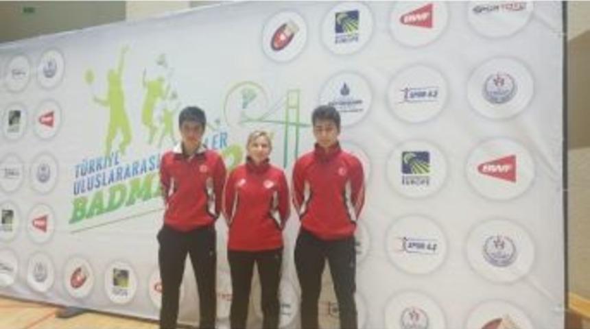 Badmintonda Milli Mutluluk