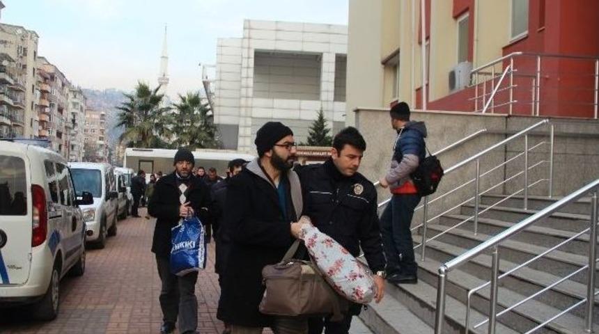 Kocaeli&rsquo;de 11 Kişi Fet&ouml;&rsquo;den Adliyeye Sevk Edildi