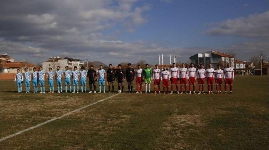 Kula Derbisi Berabere Bitti