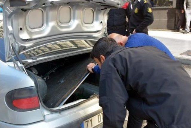 Adana da 71 Plakalı Ara&ccedil; Paniği 3