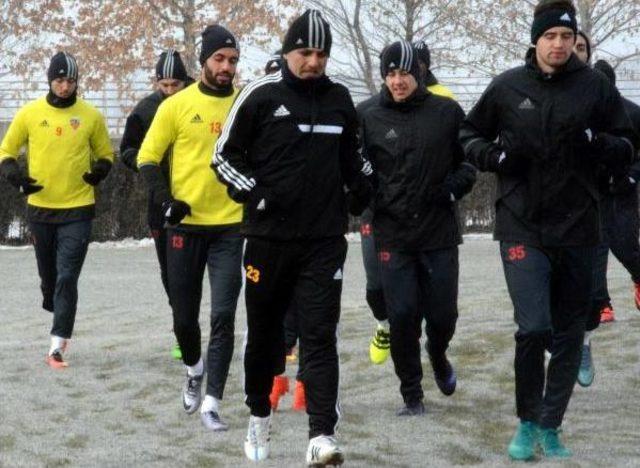 Kayserispor Zor Virajda