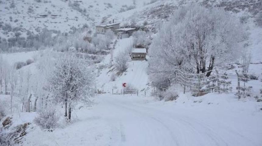 Sivas'ta 'kırağı' G&uuml;zelliği