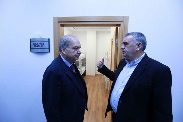 Başkan To&ccedil;oğlu, Milletvekili İsen İle Birlikte Akom&rsquo;da İncelemelerde Bulundu 1