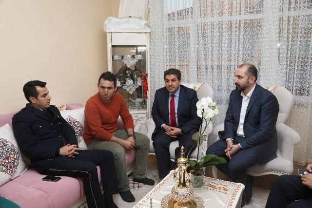 Beşiktaş’taki Saldırıda Polisi Cep Telefonu Kurtardı 2