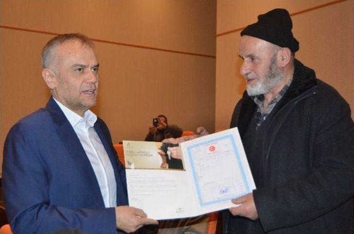 Çekmeköy Belediyesi, 30 Aileye Tapu Sevinci Yaşattı G2