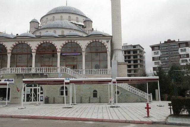 Odunpazarı’ndaki Camilerde Bakım Ve Onarım Çalışmaları