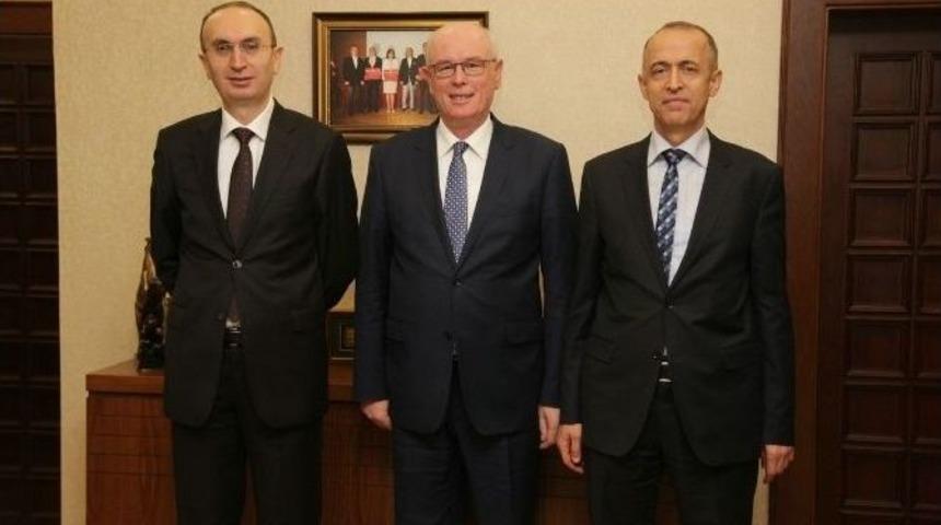 Vali Yardımcıları Başkan Kurt&rsquo;u Ziyaret Etti