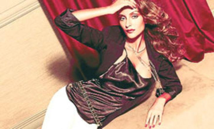 "&Ouml;zge'yle Evcilik Oynadık"