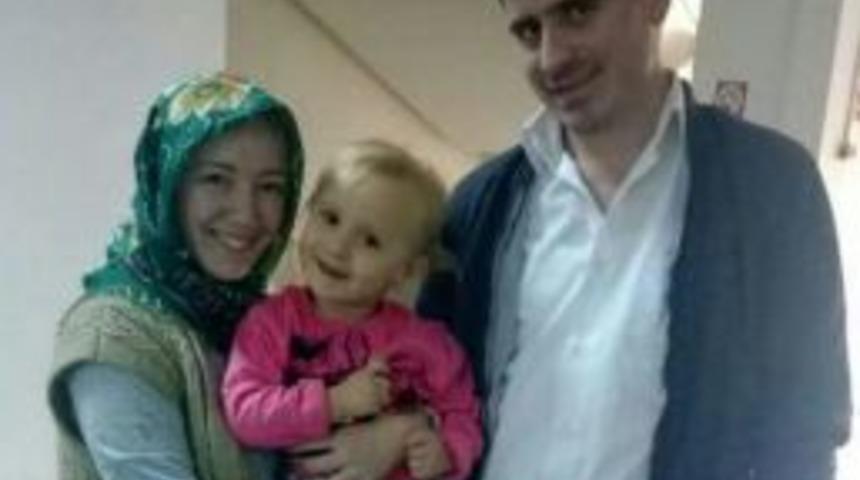 Gen&ccedil; Anne Kansere Yenik D&uuml;şt&uuml;