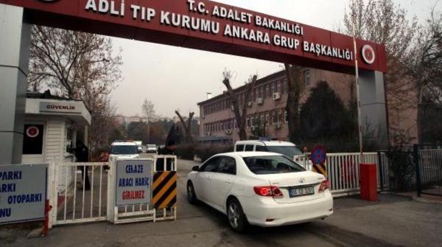 Rusya B&uuml;y&uuml;kel&ccedil;iliği Yetkilileri, Adli Tıp Kurumu'nda (3)