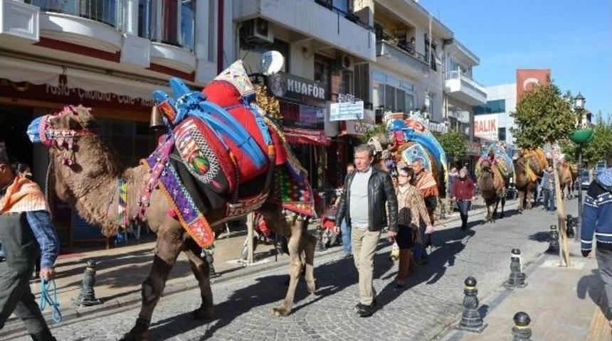 Develer Milas&rsquo;ta Şehir Turuna &Ccedil;ıktı
