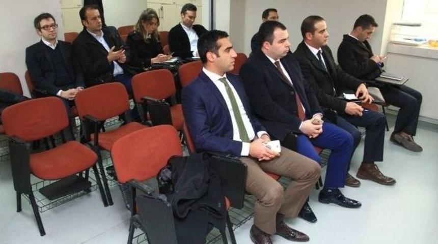 B&uuml;y&uuml;kşehir, Tablet Bilgisayarlar İ&ccedil;in İlahe D&uuml;zenledi