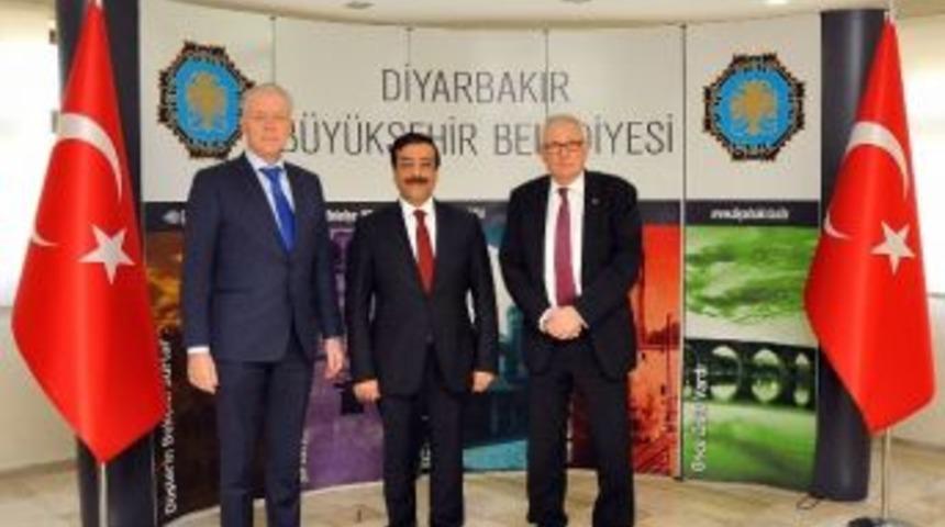 Başkan Atilla, Avrupa Konseyi T&uuml;rkiye Raport&ouml;rlerini Makamında Kabul Etti