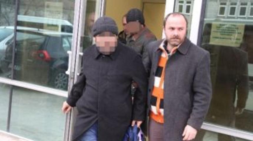 Fet&ouml;&rsquo;den 1 &Ouml;ğretmen Tutuklandı, 1 &Ouml;ğretmene Adli Kontrol