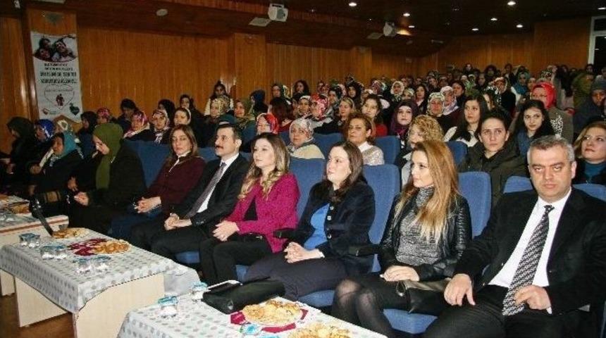 Sungurlu&rsquo;da Koruyucu Aile Ve Kadın İstihdamı Konulu Toplantı