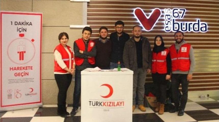 Esas 67 Burada Avm İle Kızılay Kan Merkezi Tarafından G&ouml;n&uuml;ll&uuml; Kan Bağış Etkinliği D&uuml;zenledi