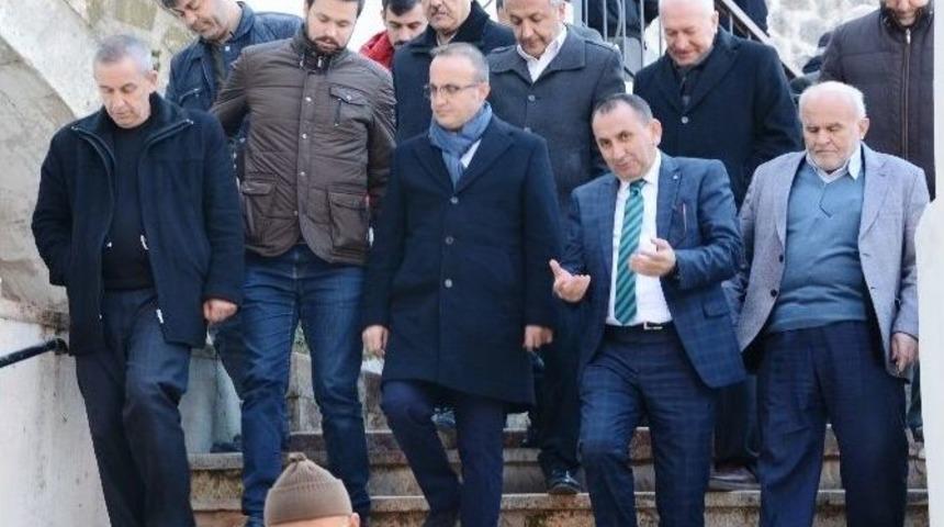 Turan, Lapseki&rsquo;de Vatandaşlarla Buluştu