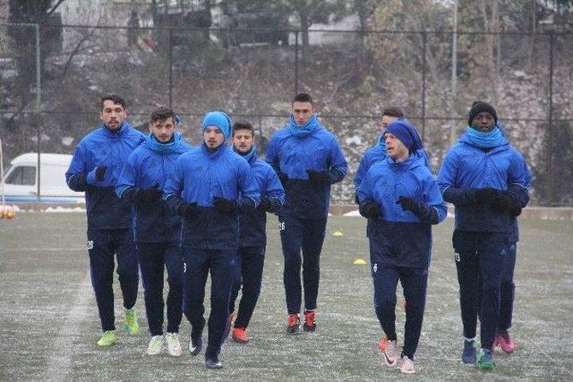 Karabükspor 1 Günlük İznin Ardından Çalışmalara Başladı