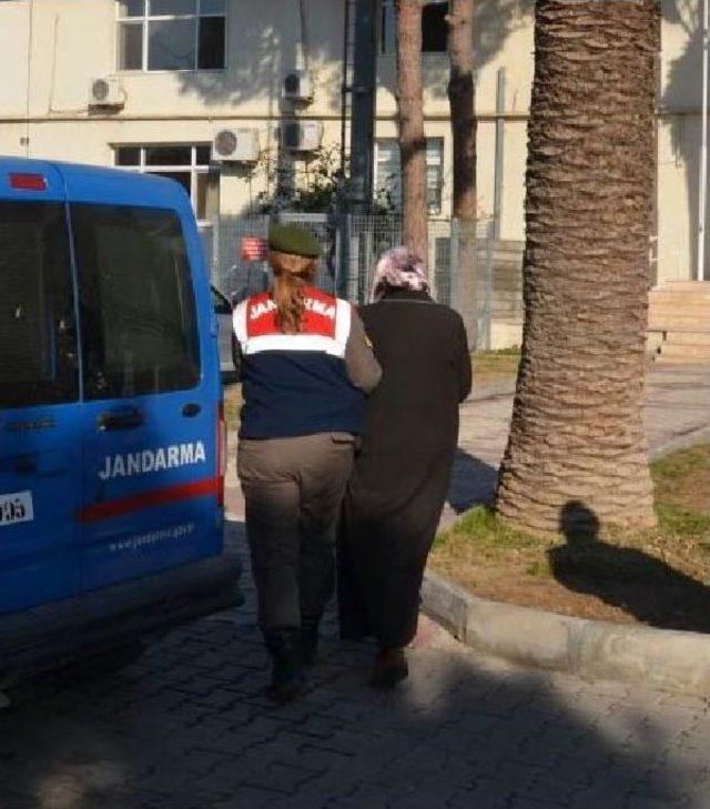 İzmir'de 2 Ilçede Fetö'den 13 Gözaltı