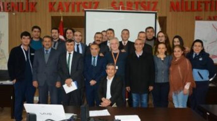 Dinar Belediyesi Personeline Hizmet İ&ccedil;i Eğitim Verildi