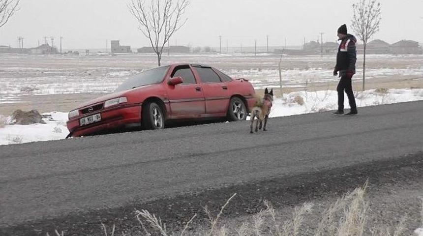 Konya&rsquo;da Terk Edilmiş &Ccedil;alıntı Ara&ccedil;ta Bomba Paniği