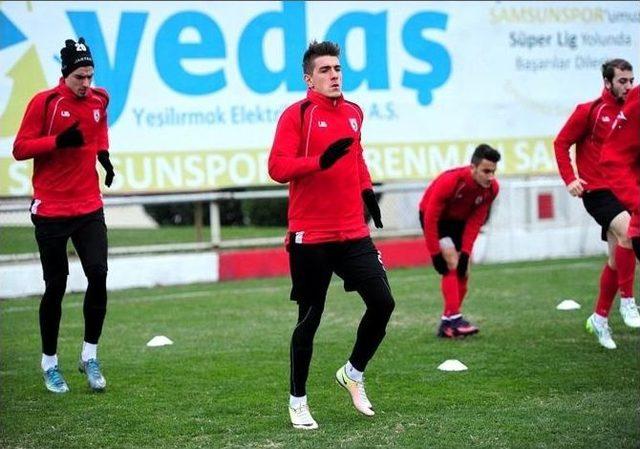 Samsunspor Kendini Yeniledi