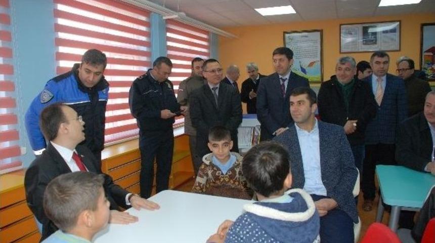 &lsquo;şehit Polis Demet Sezen K&uuml;t&uuml;phanesi&rsquo; T&ouml;renle A&ccedil;ıldı