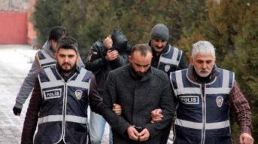 Karab&uuml;k Polisi Uyuşturucu Satıcılarına G&ouml;z A&ccedil;tırmıyor