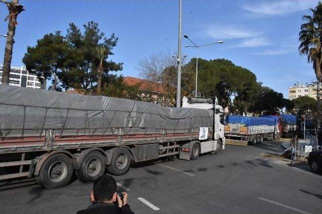 Nazilli’den 5 Tır Halep’e Doğru Yola Çıktı