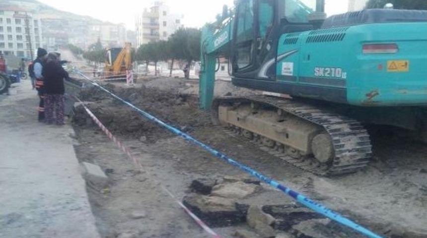 G&ouml;&ccedil;&uuml;k Altında Kalan Iş&ccedil;i &Ouml;ld&uuml;