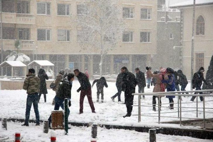 Kilis’te Kar Hayatı Olumsuz Etkiledi G5