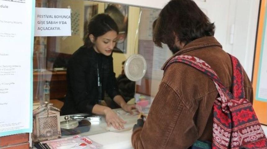 Bu Da &lsquo;askıda Sinema Bileti Uygulaması&rsquo;