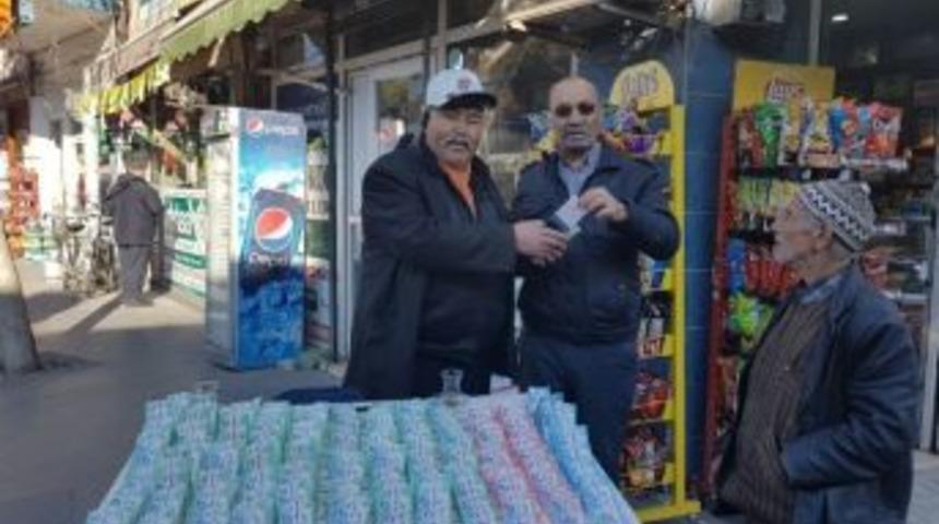 Vatandaşı B&uuml;y&uuml;k İkramiye Heyecanı Sardı