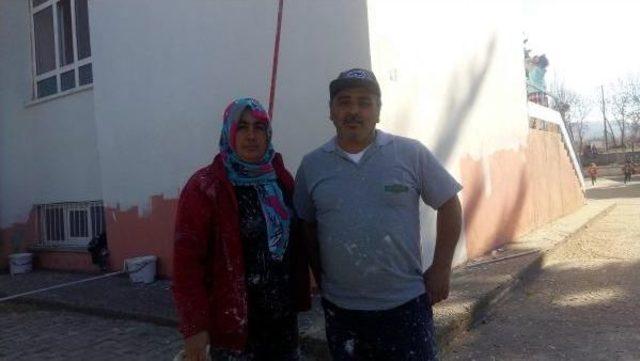 Kocasına Yardım Amacıyla Başladığı Boyacılıkta Usta Oldu 2