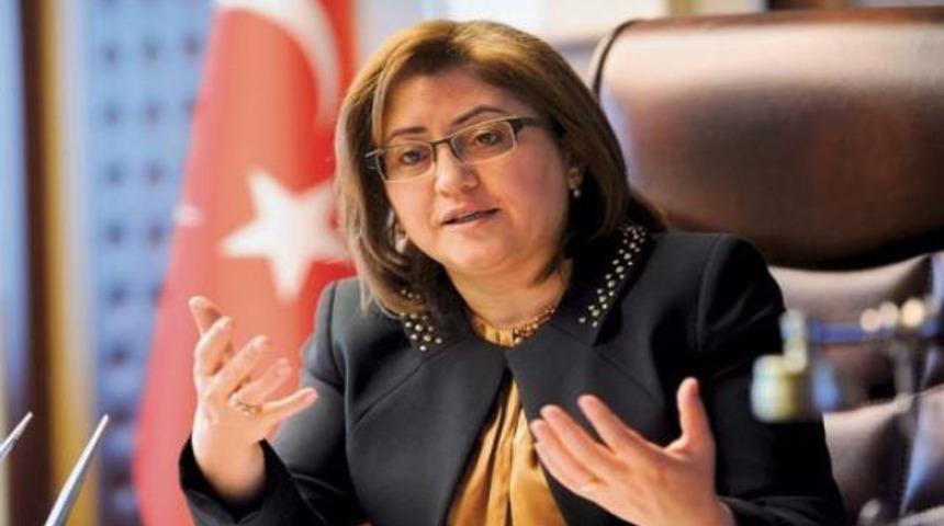 AK Partili bakan Fatma Şahin görevi bırakıyor